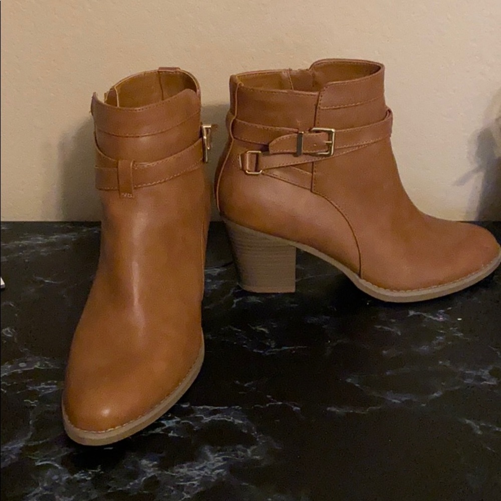 Express brown ankle booties